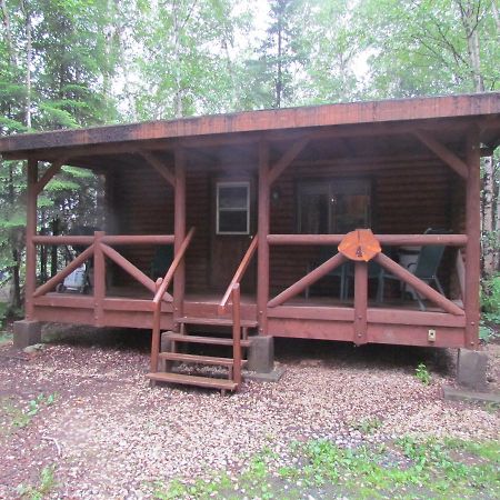 Bakers Narrows Lodge And Conference Center Flin Flon Exterior photo