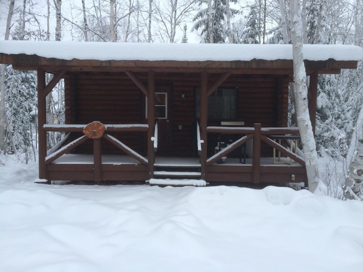 Bakers Narrows Lodge And Conference Center Flin Flon Exterior photo